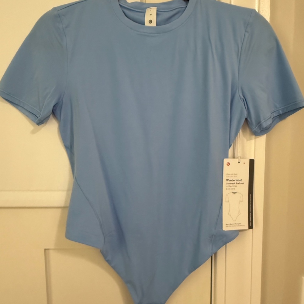Lululemon Wundermost Short-Sleeve Crew Bodysuit (Size M) in Sinatra Blue - Picture 7 of 10